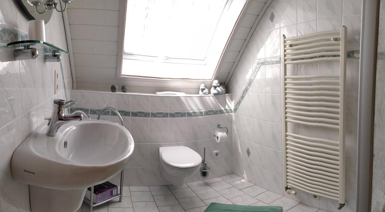 Ferienhaus Treis Neef Bagian luar foto