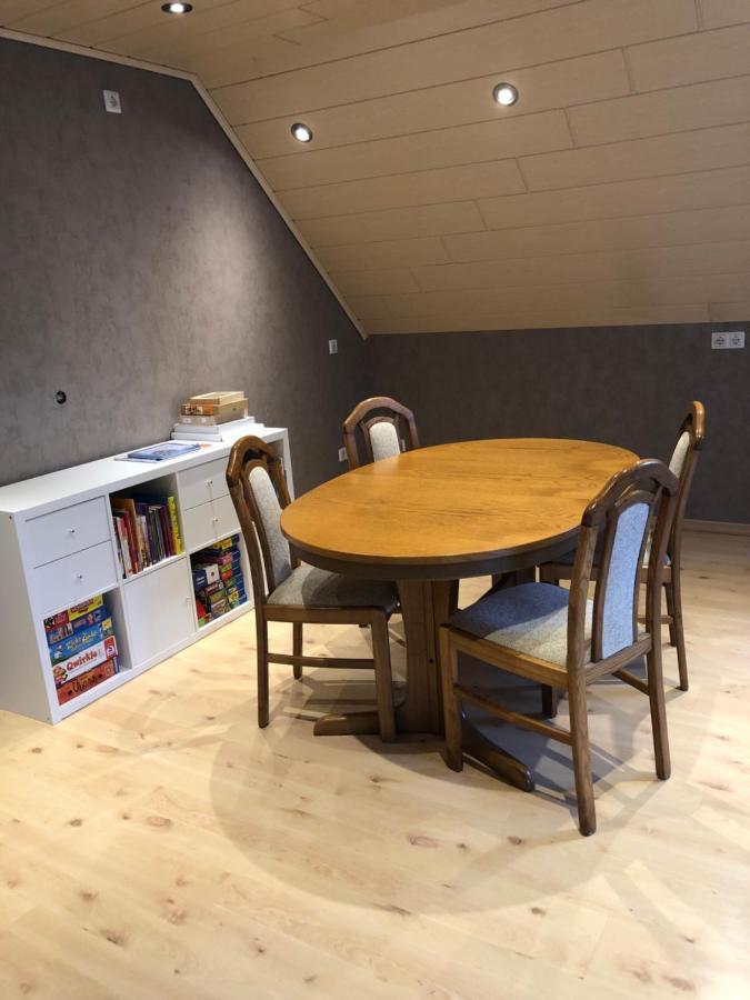Ferienhaus Treis Neef Bagian luar foto